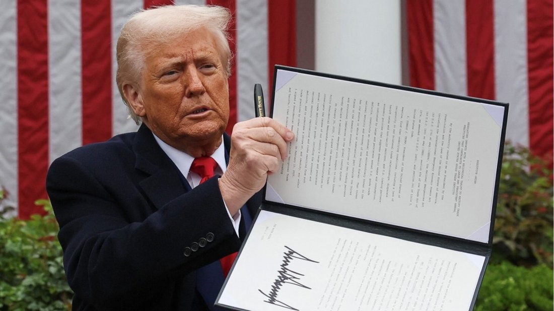 ট্রাম্পের নজর এবার ওষুধশিল্পে, শিগগিরই আসছে ব্যাপক শুল্ক